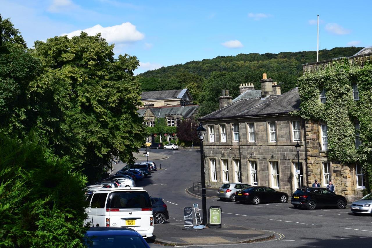 The Buxton Retreat A Luxurious 3-Storey Townhouse With Four Poster Bed And Double Jacuzzi Bath" Eksteriør bilde