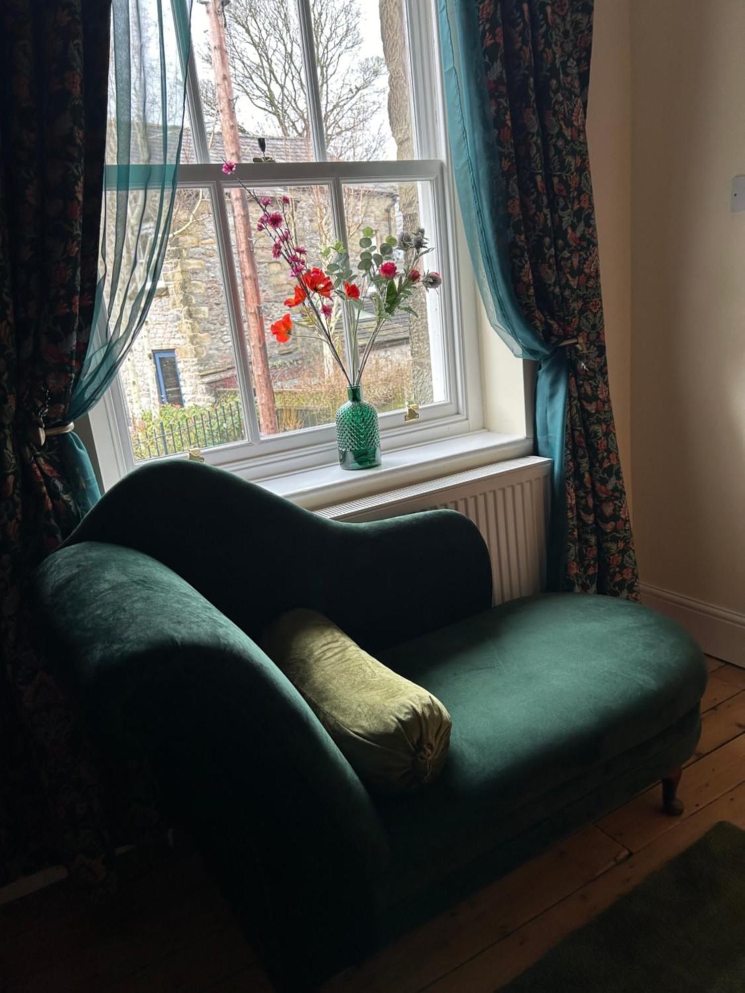 The Buxton Retreat A Luxurious 3-Storey Townhouse With Four Poster Bed And Double Jacuzzi Bath" Eksteriør bilde